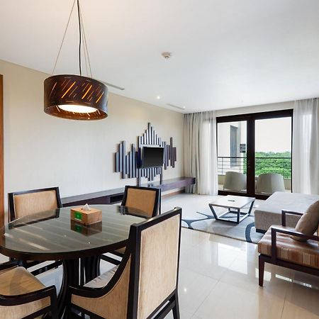 Vouk Hotel And Suites Nusa Dua  Exterior foto