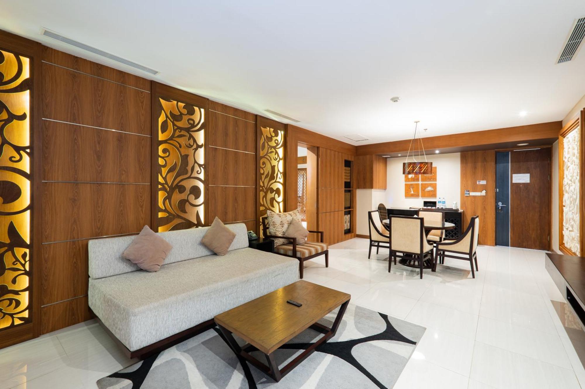 Vouk Hotel And Suites Nusa Dua  Exterior foto