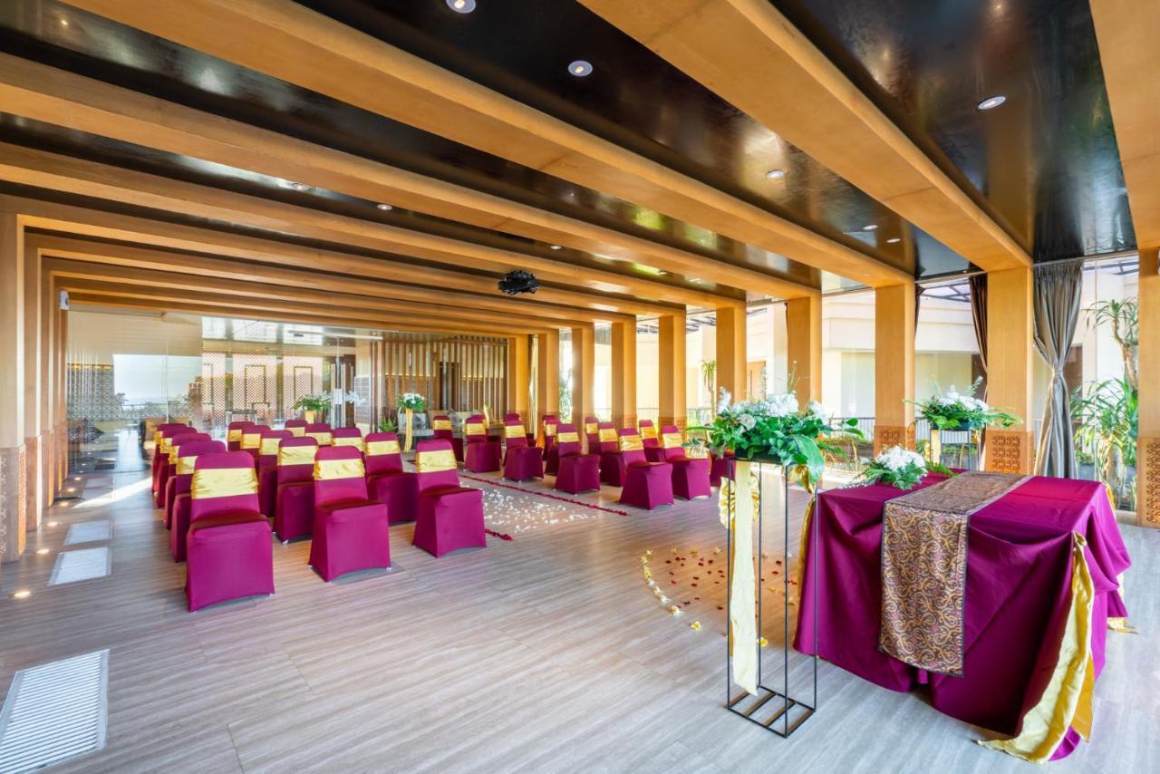 Vouk Hotel And Suites Nusa Dua  Exterior foto
